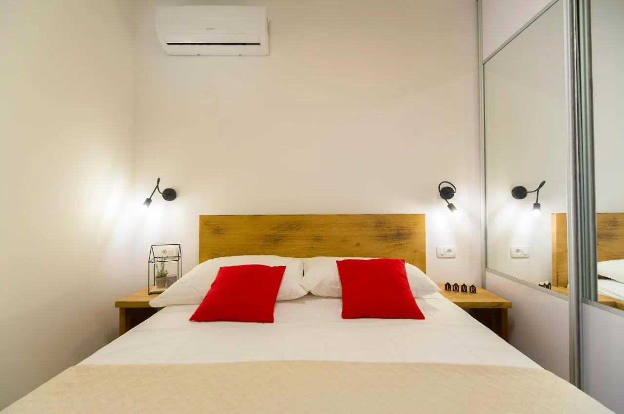 Apartments Bulli Trogir