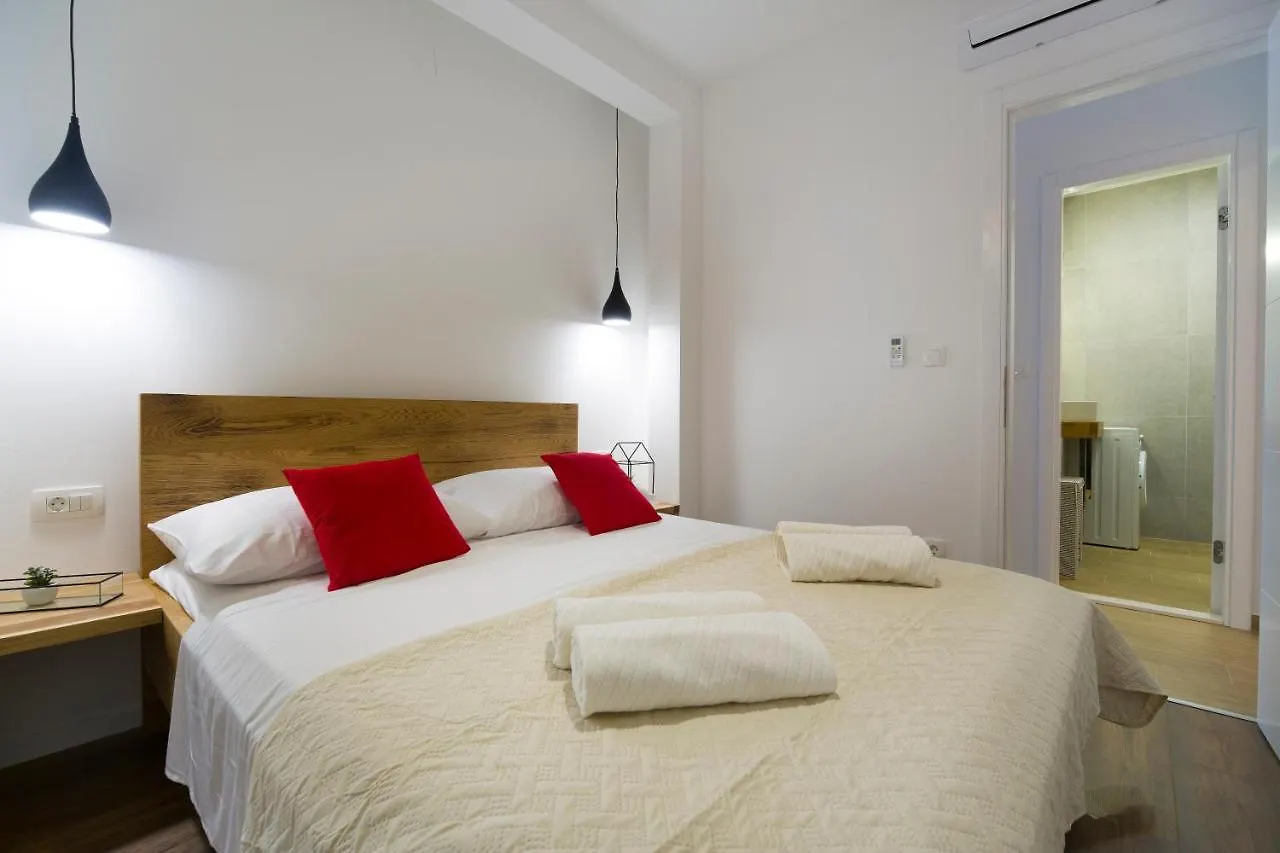 Apartments Bulli Trogir