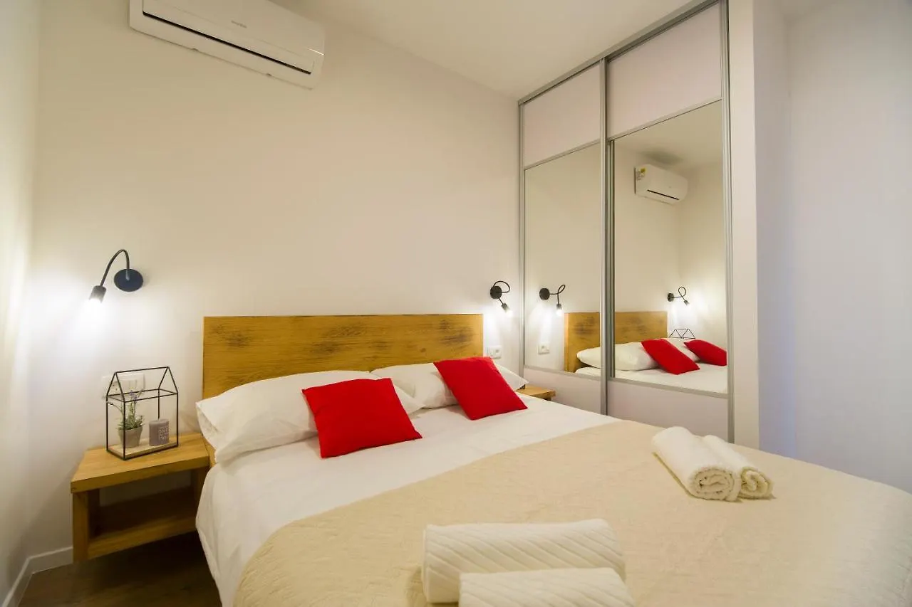 Apartments Bulli Trogir