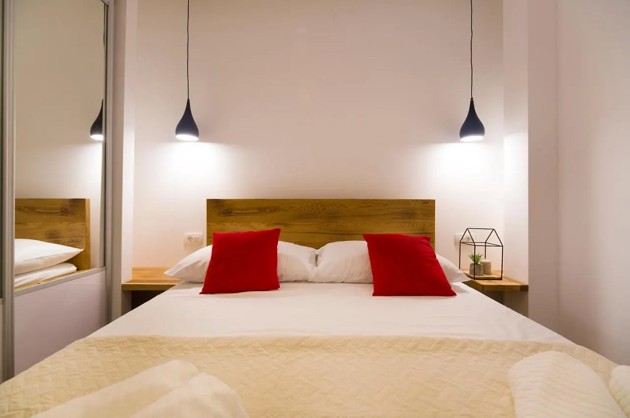 Apartments Bulli Trogir Croatia