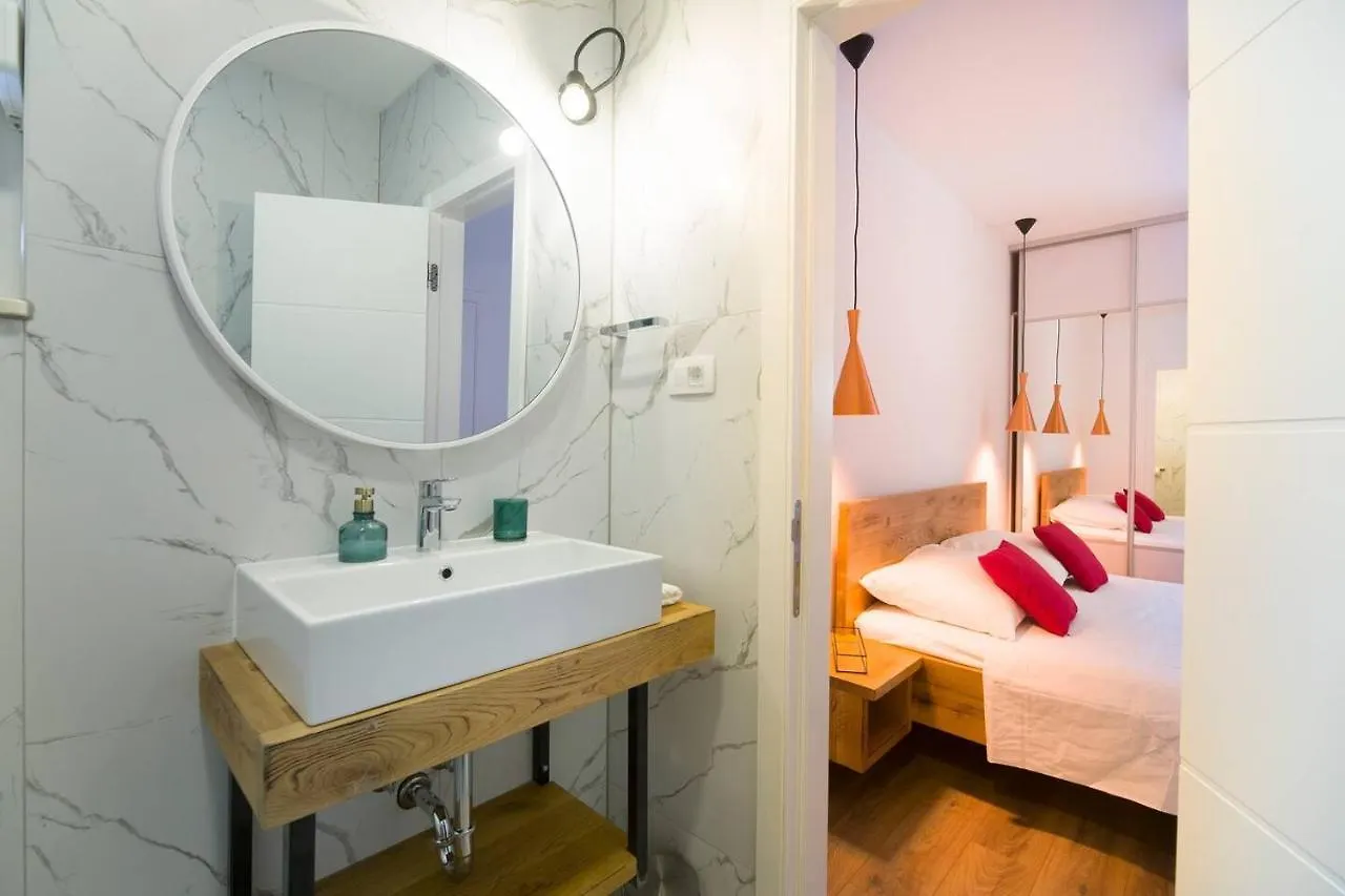 Apartments Bulli Trogir Croatia