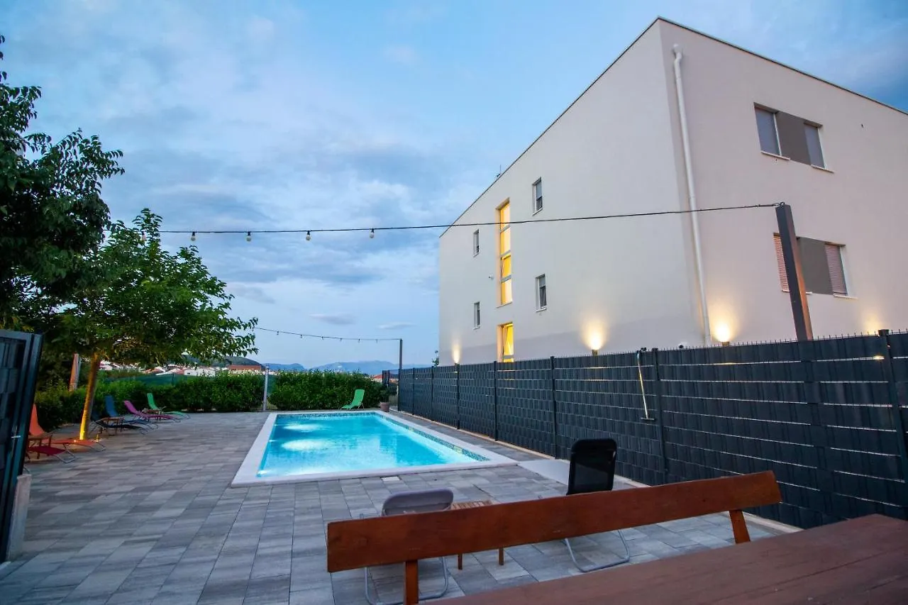 Apartments Bulli Trogir Kroatien